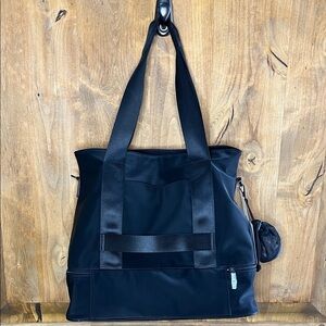K-Swiss | Black Yoga/Workout/baby Bag w/ Crossbody, Mini Bag & Crossbody Strap